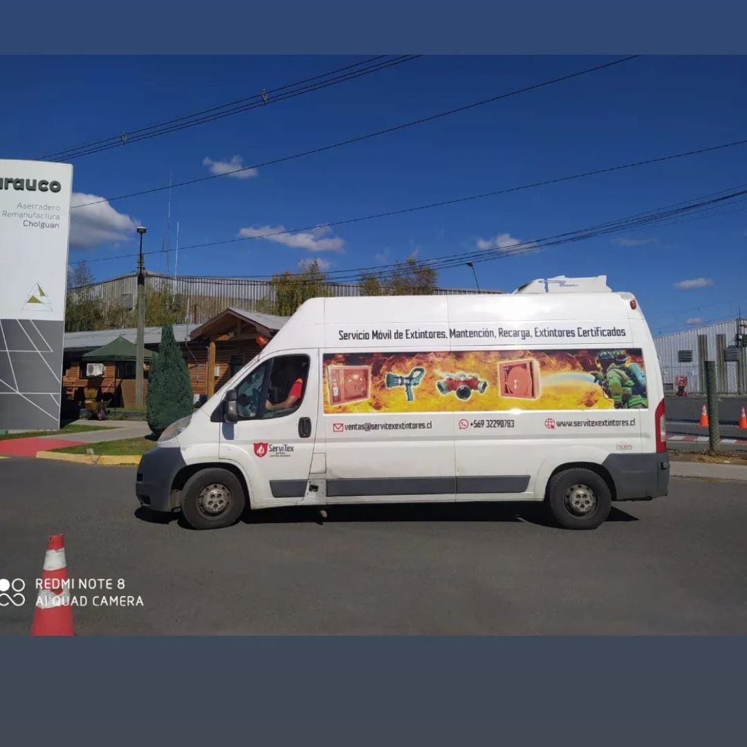 Vehículo de servicio técnico